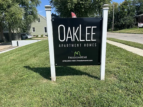 OakLee Apartments Photo 1