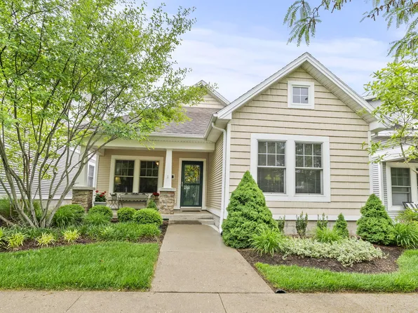 160 Towne Center Dr, Lexington, KY 40511