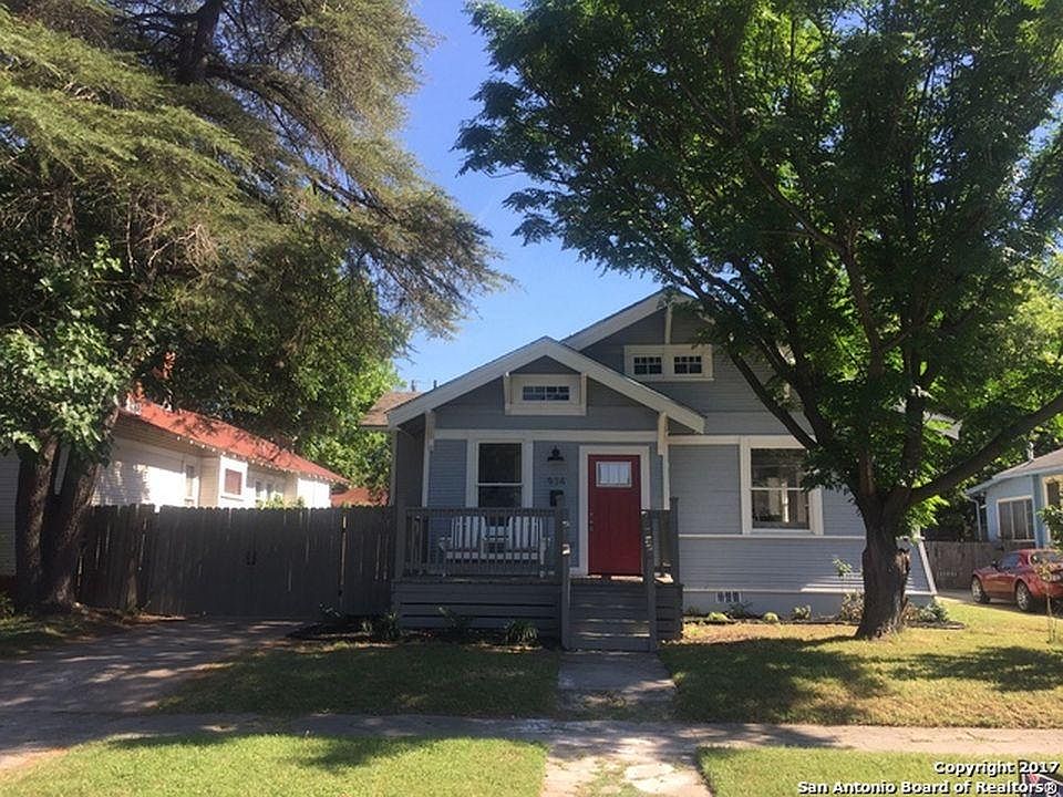 1st image of 914 W Gramercy Pl