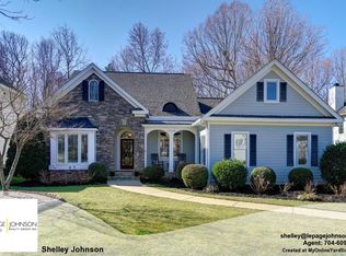 19028 Southport Dr, Cornelius, NC 28031