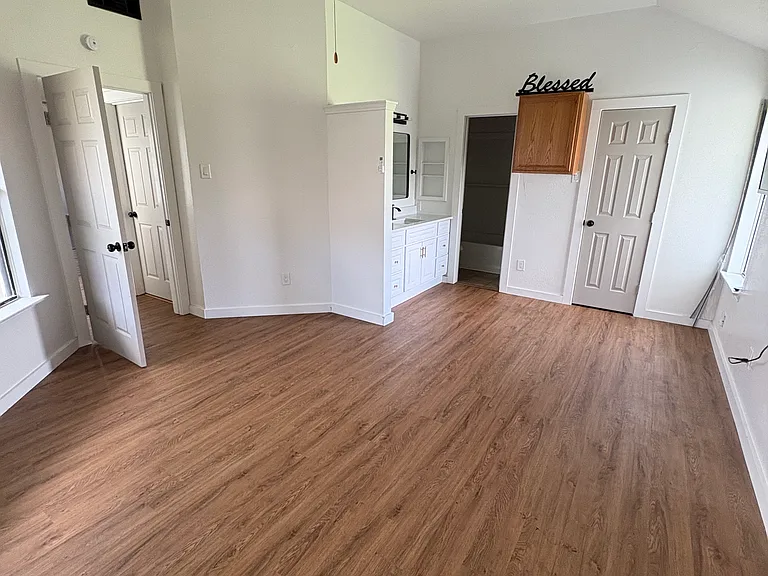 1618 Windmill Ln — Photo 11