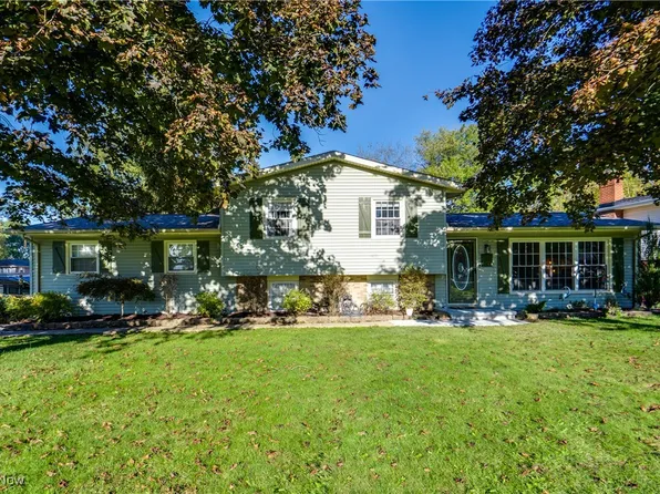 1805 Blempton Rd NW, Massillon, OH 44646