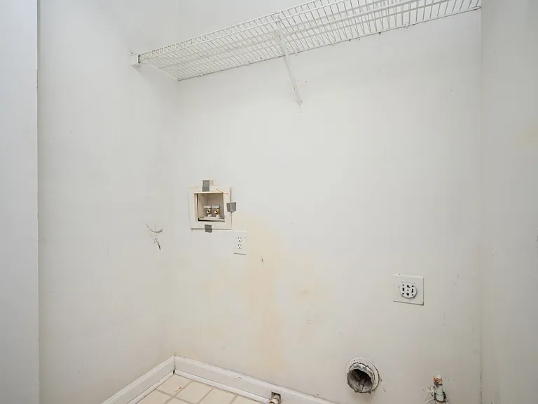 4645 Valais Ct #130 — Photo 17