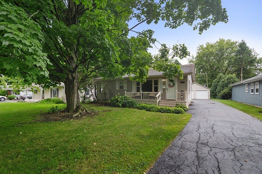 1st image of 279 Bonnie Brae Ave