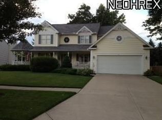 113 Lindsay Ct, Elyria, OH 44035