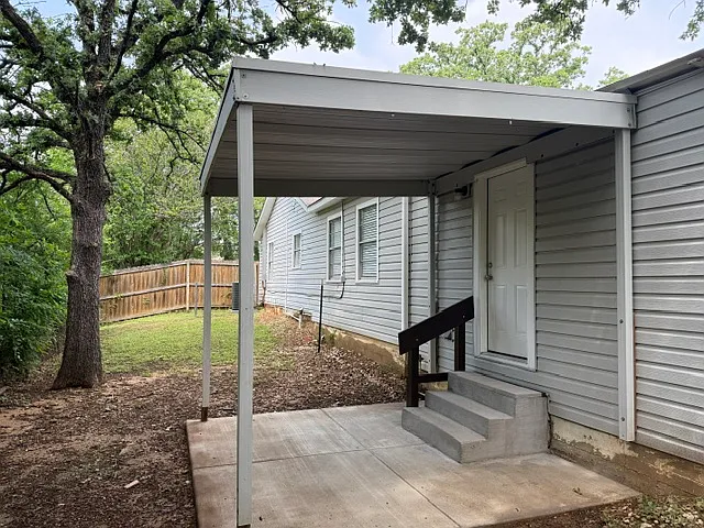 3302 S Briery Rd — Photo 3