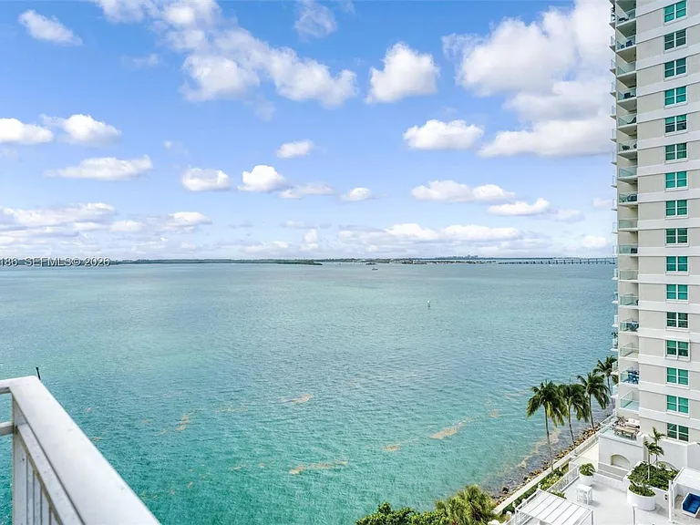 770 Claughton Island Dr #1114 — Photo 21