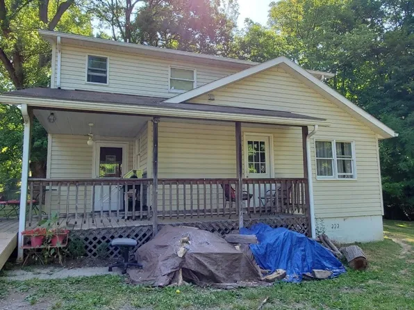662 Brookhaven Rd, Morgantown, WV 26508