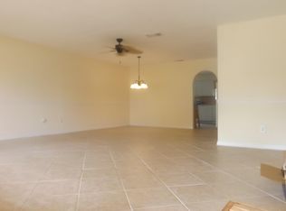 773 SE Chaloupe Ave, Pt Saint Lucie, FL 34953