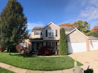 50945 Lexington Glen Dr, Granger, IN 46530