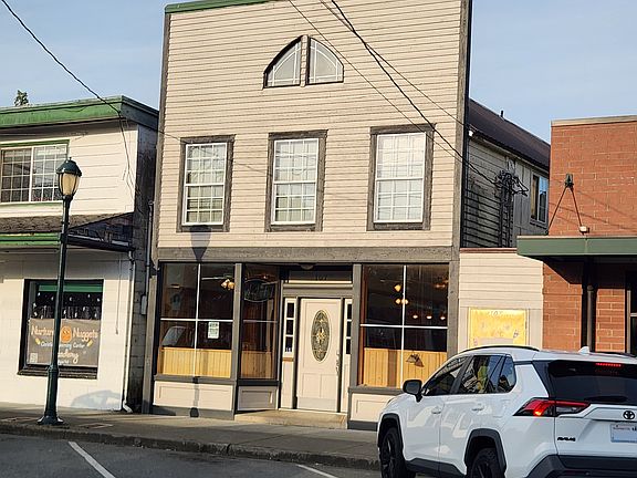 2nd image of 107 S Granite Ave #201