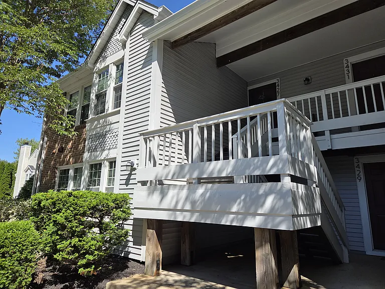 3431 Lakeside View Dr #154 — Photo 2
