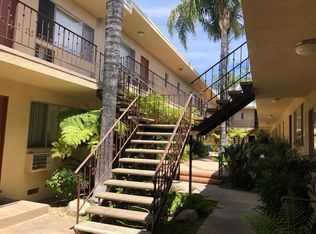 18541 Prairie St, Northridge, CA 91324