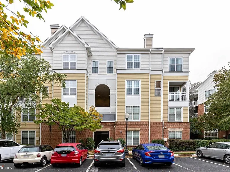 2203 Westcourt Ln #202 — Photo 22
