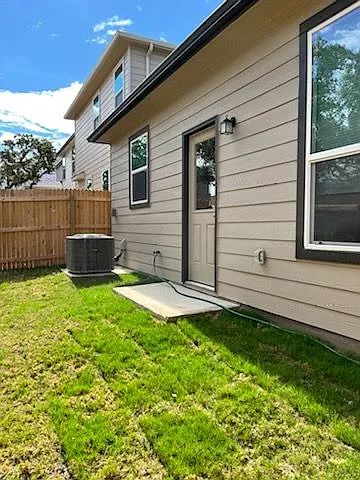 10643 W Military Dr #7 — Photo 35