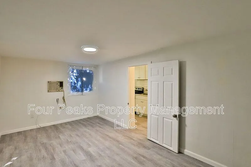 102 E Hatcher Rd #9401