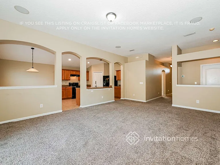 9098 Gloucestershire Ct — Photo 5