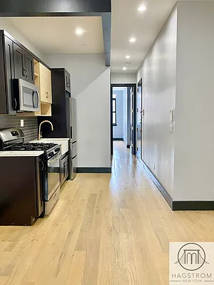 Rented by Hagstrom Management Inc | media 23