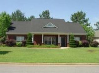104 White Pond Ln, Warner Robins, GA 31088