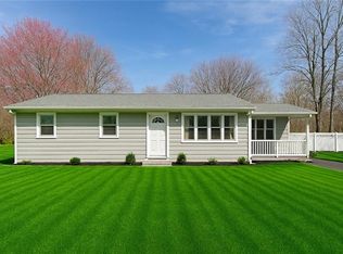 70 Reservoir Ave, Johnston, RI 02919