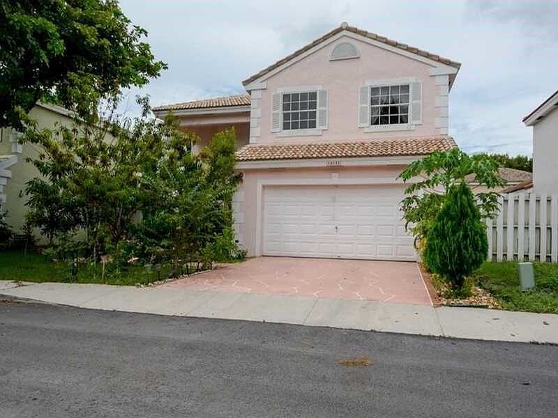 1st image of 14151 Glen Cove Pl