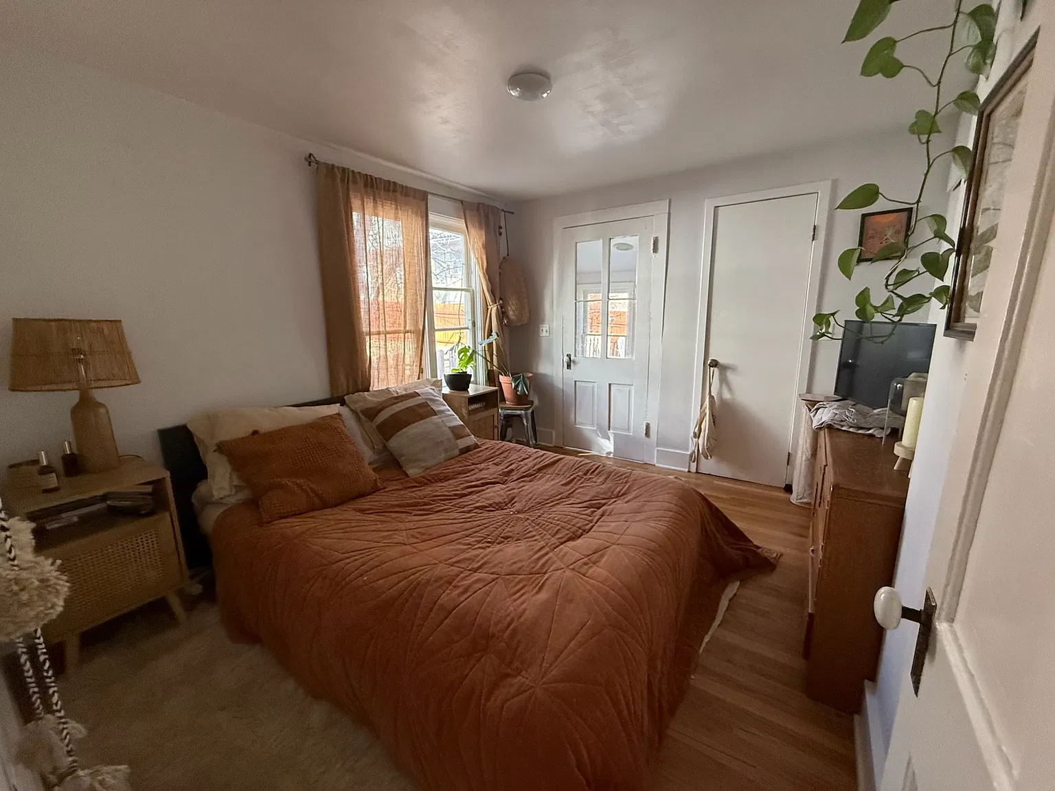 2 bed, $2,150 — Photo 4