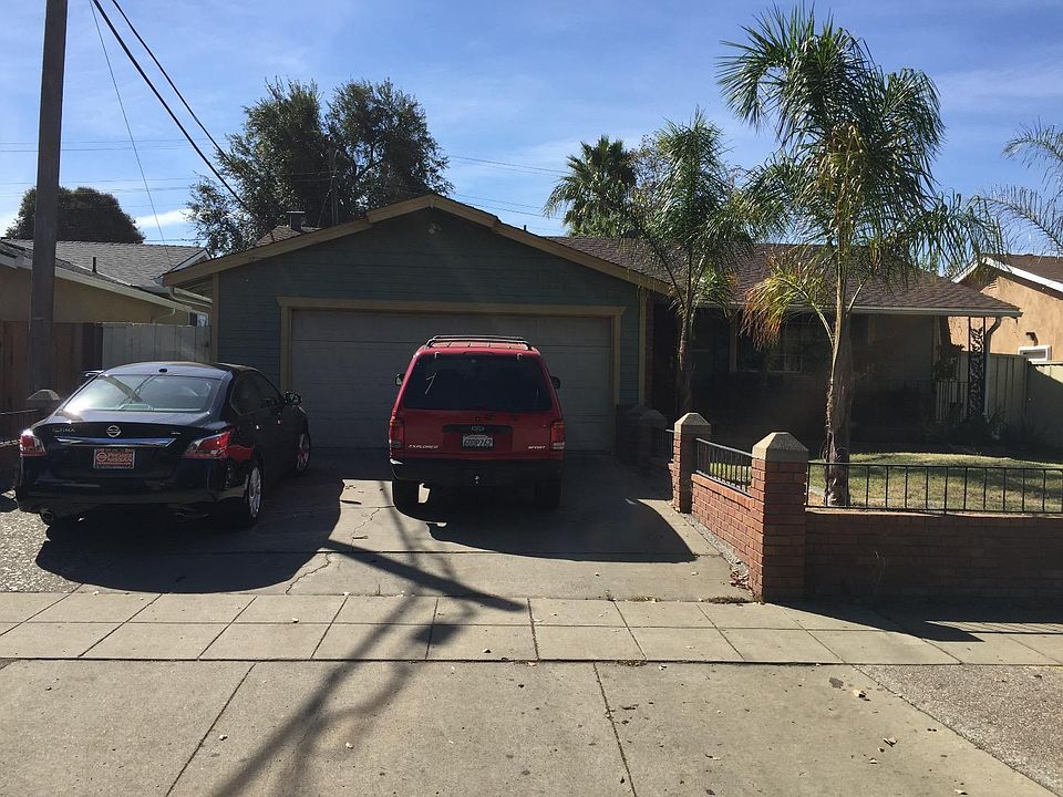 1st image of 3712 Cas Dr