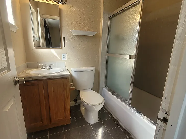 3012 Elmwood Ave — Photo 12