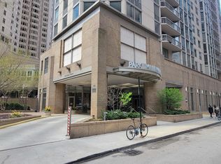 222 N Columbus Dr APT 1702, Chicago, IL 60601