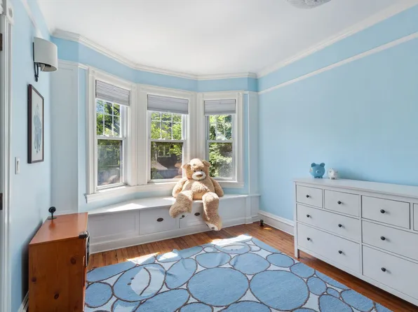 685 East 22nd Street image 23 of 38