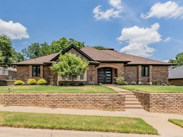 1501 Woodvale Dr, Bedford, TX 76021