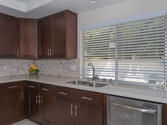 4th image of 14241 Cherrywood Ln