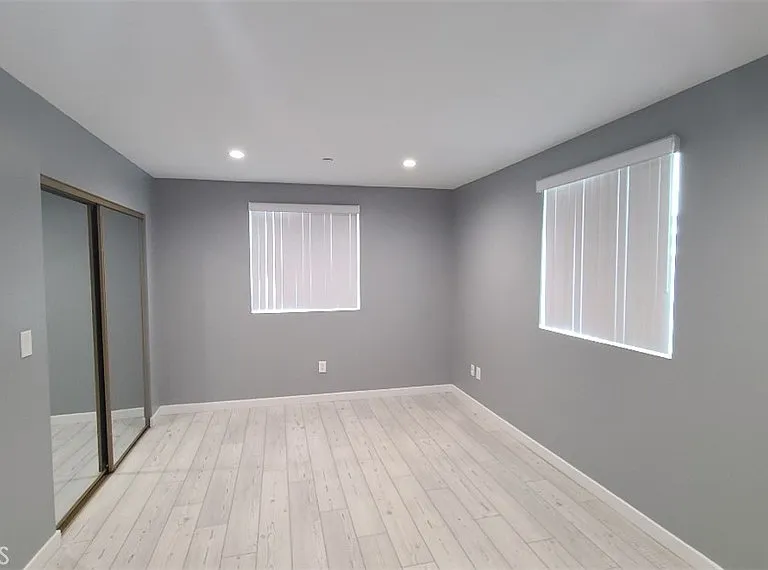 839 E 32nd St — Photo 13