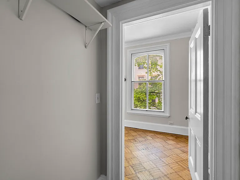 505 Cathedral St #2 — Photo 12