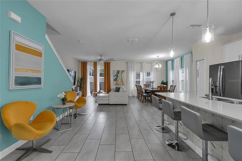 5 bed, 4.0 bath, 2167 sqft, $3,000 — Photo 4