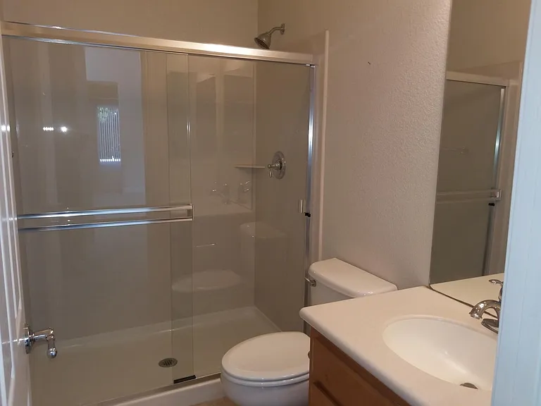 199 N Alta Dena St — Photo 5