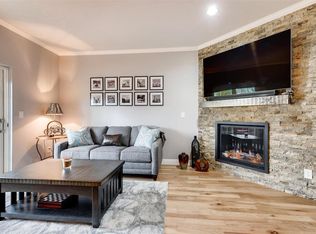 8653 E Dry Creek Rd UNIT 1112, Centennial, CO 80112