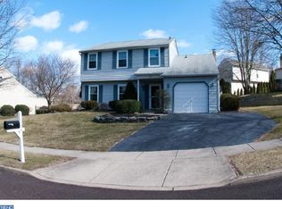 145 Hampton Dr, Langhorne, PA 19047
