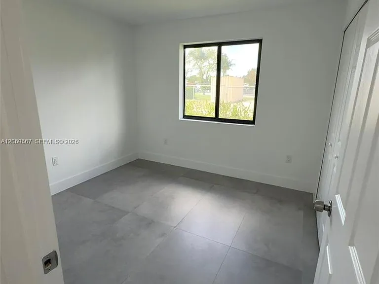 2420 NW 154th St — Photo 31