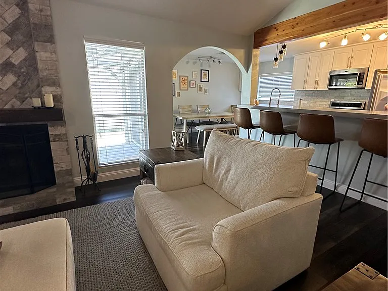 4053 Broadriver Dr — Photo 17