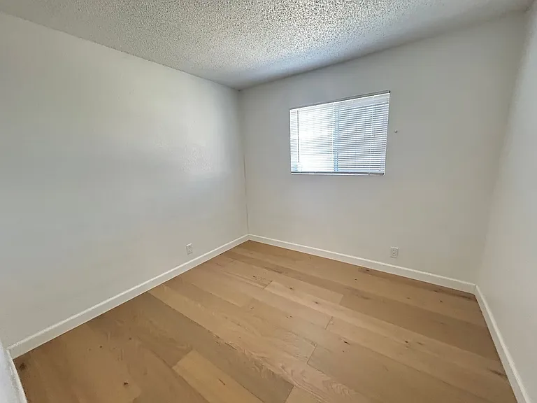 2605 Tuskegee St — Photo 13