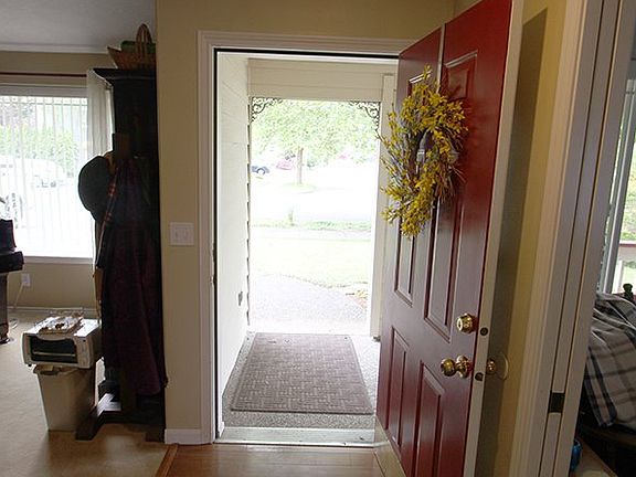 3rd image of 1842 SE 60th Ave