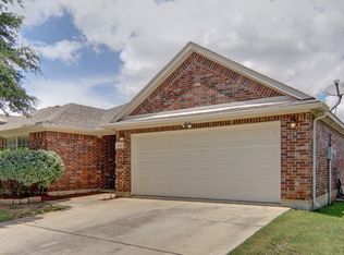 1233 Brownford Dr, Burleson, TX 76028