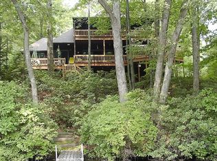 66 Great Oaks Dr, Nesquehoning, PA 18240