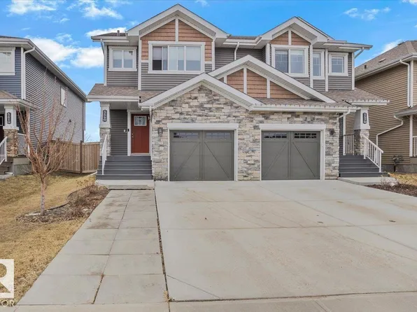 559 Ebbers Way NW, Edmonton, AB T5Y 3T8