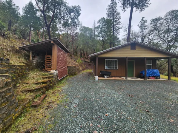 11238 E Evans Creek Rd, Rogue River, OR 97537