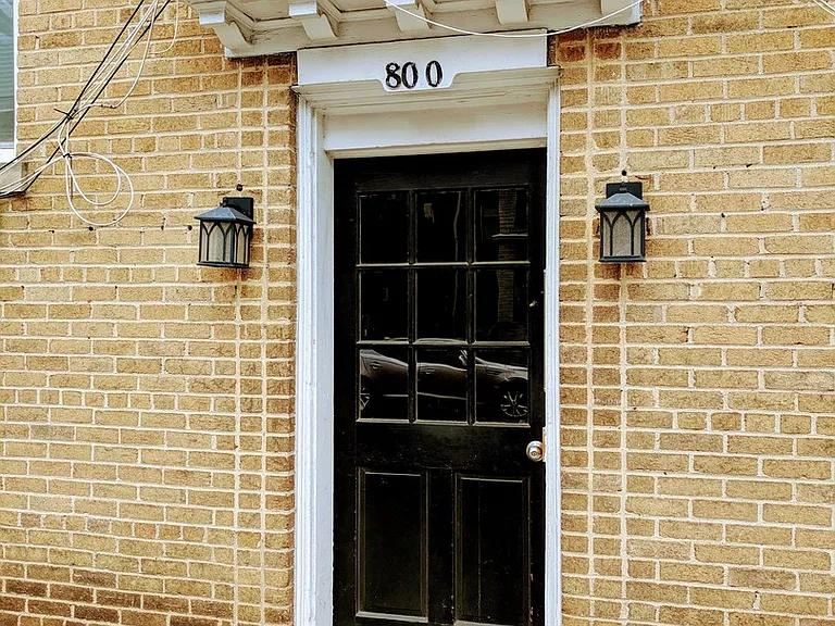 800 N. Sheppard St. — Photo 8