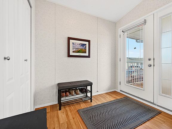 4th image of 1727 Jubilee Loop