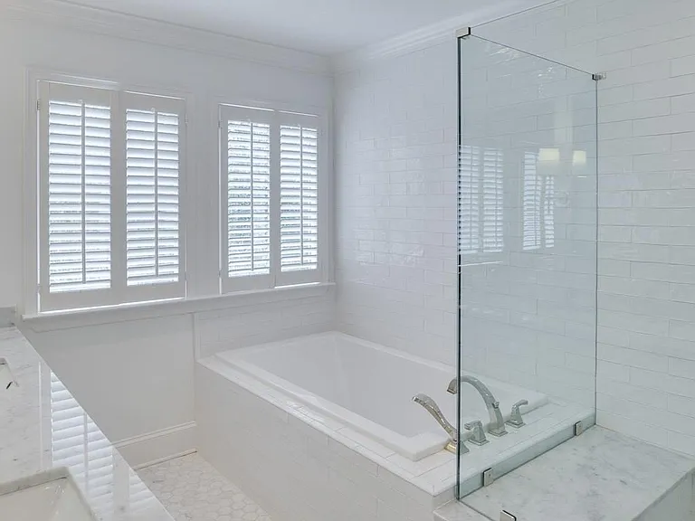 3825 Peachtree Dunwoody Rd NE — Photo 30