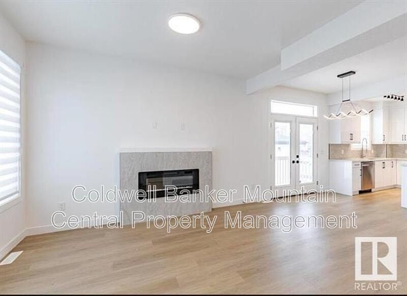 Edmonton Townhouse for rent - 3 Bedrooms — photo 6